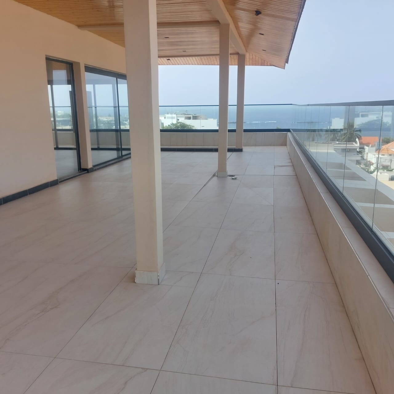 Appartement F3 meublé Almadies